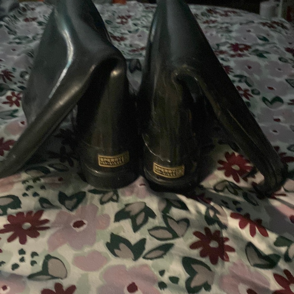 Black rain boots for sale by SPERRY’S